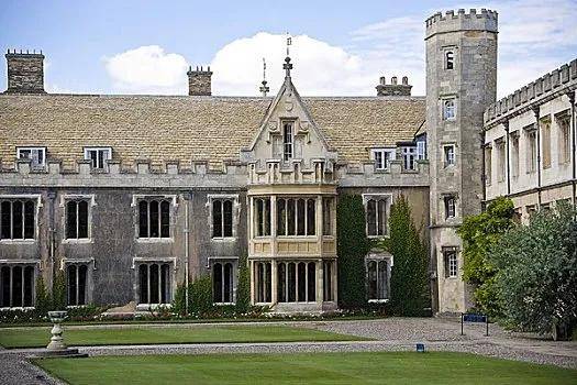 2021英国各地区留学费用大揭底看看一年要花多少钱